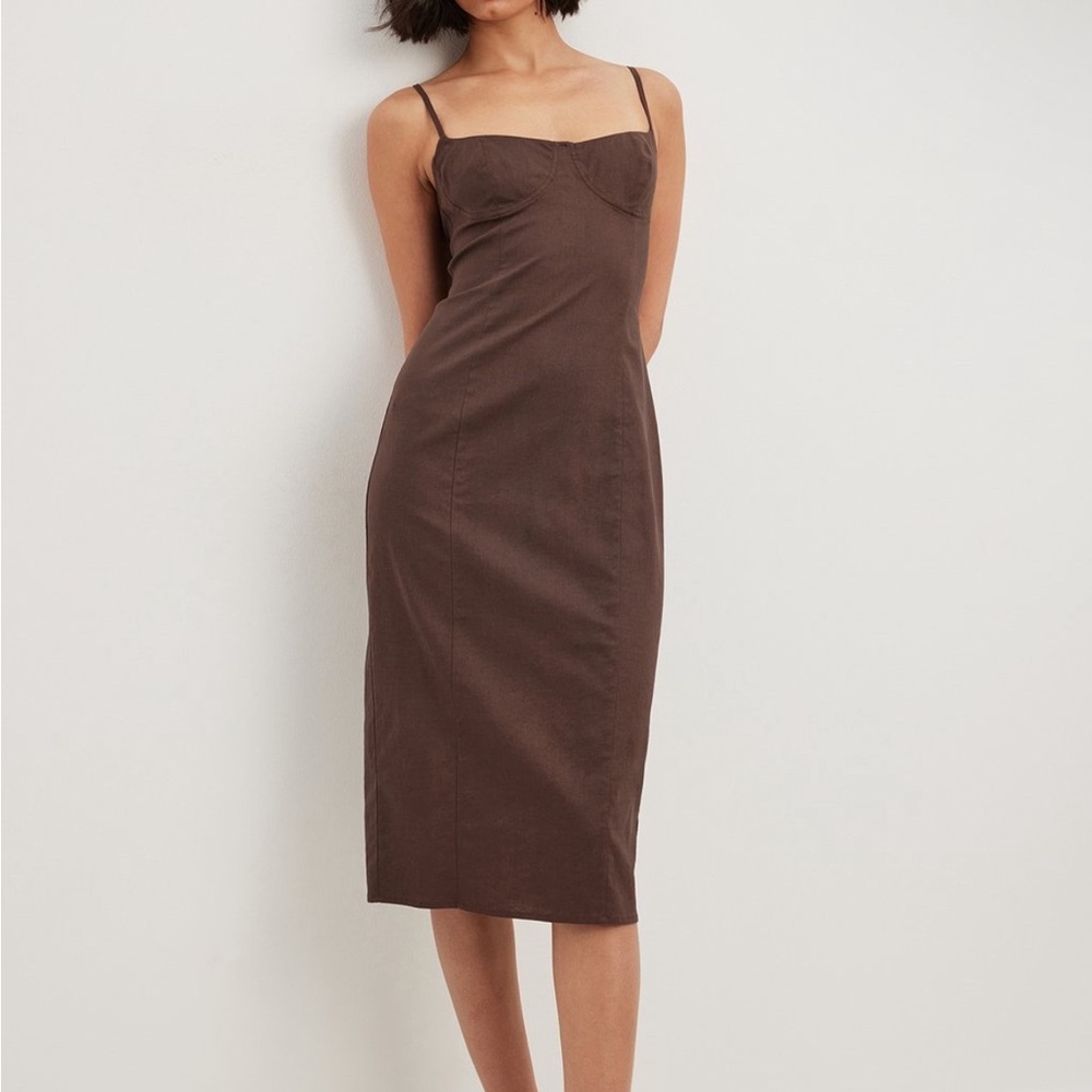 Elegant Brown Midi Dress